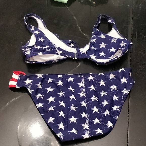 Xhilaration red white and blue bikini, size large - Picture 3 of 4